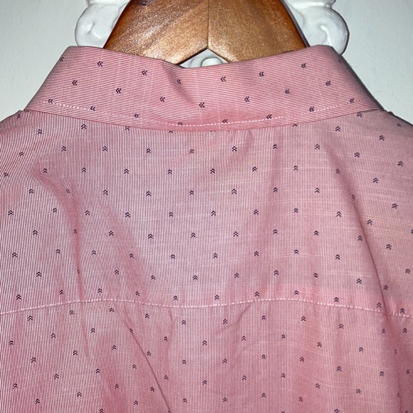 CRAFT & FLOW Pink Long Sleeve Button Down Medium Shirt w Arrow Print - Picture 8 of 9